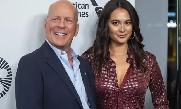 bruce willis’ wife begs paparazzi